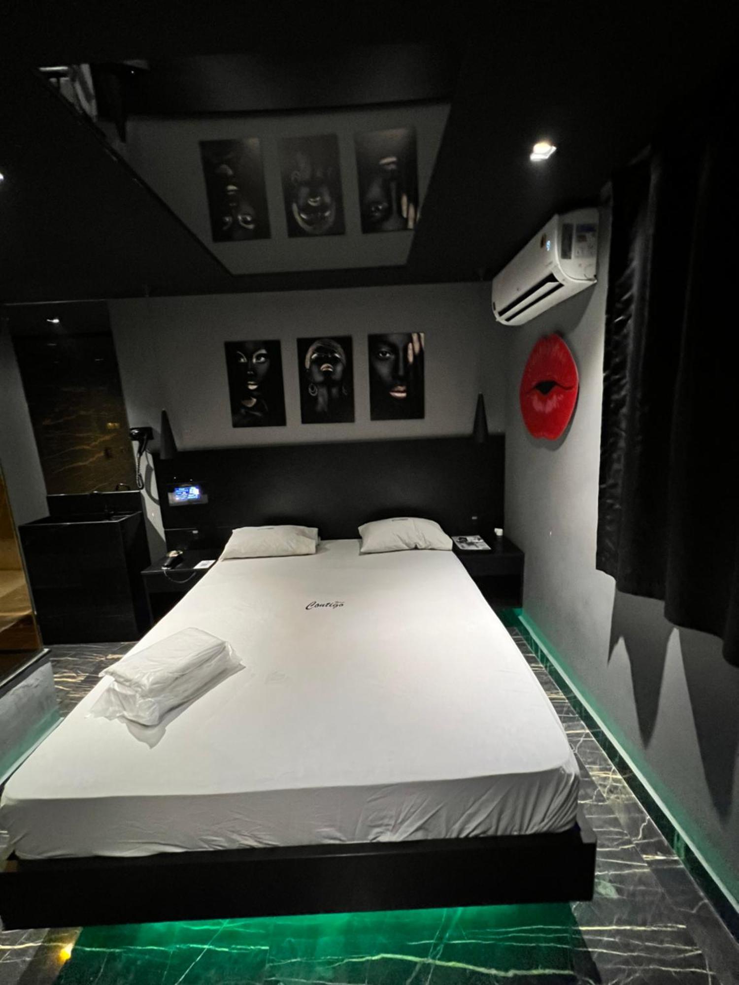 Motel Contigo Гуарульюс Екстер'єр фото